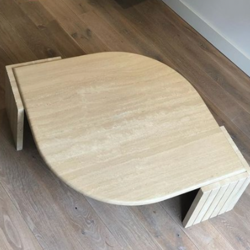 Travertin salontafel oog-amandelvormig (verkocht)