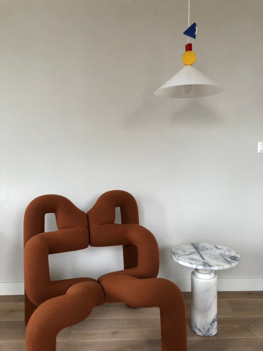 IKEA Stoja hanglamp in Memphis stijl met kleurrijke geometrische vormen