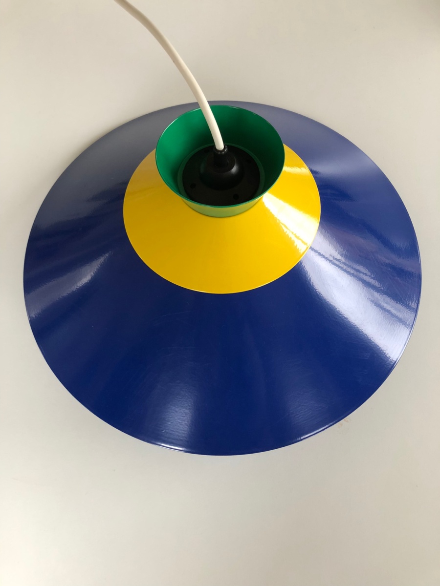 WLP Germany pendant lamp als vintage eyecatcher boven eettafel in retro interieur