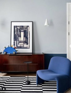 Stijlvol interieur met blauwe accenten en eclectische elementen – Blauwe woonaccessoires dé trend voor een eclectisch interieur