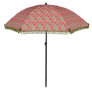 Vrolijk gekleurde parasols met franjes: dé zomerse trend van 2025 de interieurcharmeur fonq.nl roze groen bloemen