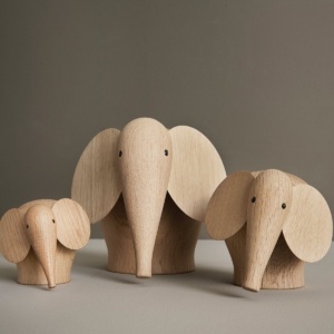 Scandinavische houten olifant of neushoorn – minimalistisch design – Dieren design items – Mister Design – Decoratieve design accessoires in dierenvorm Woud