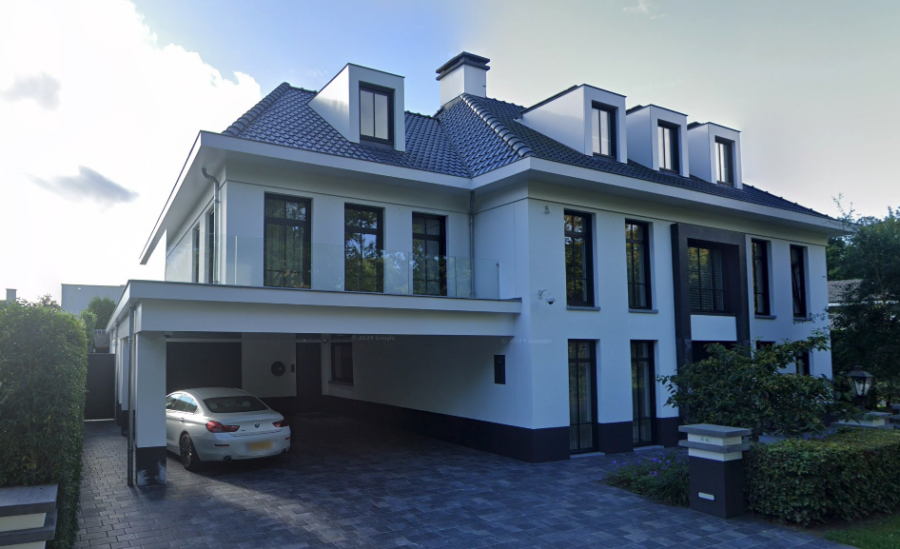 Vrijstaande villa met uitbreiding eerste verdieping – interieurontwerp De Interieur Charmeur