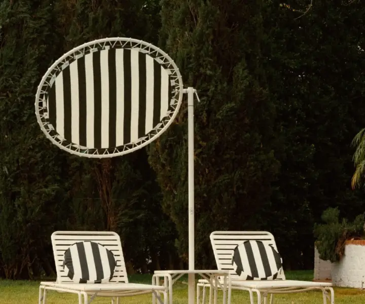 Parasol met franje: haal de vakantiesfeer van Ibiza, Bali en Griekenland naar je tuin